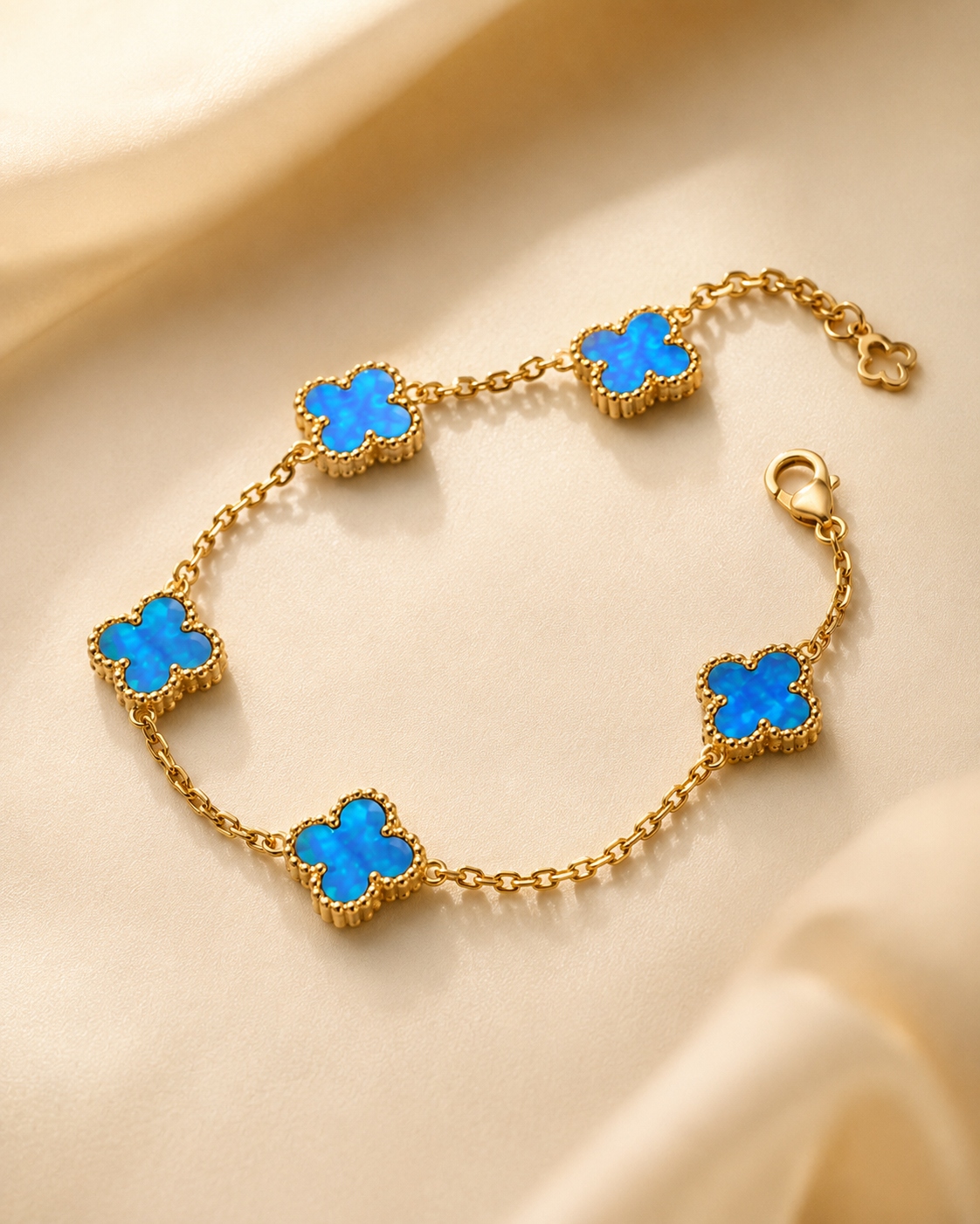 Elira Clover Bracelet