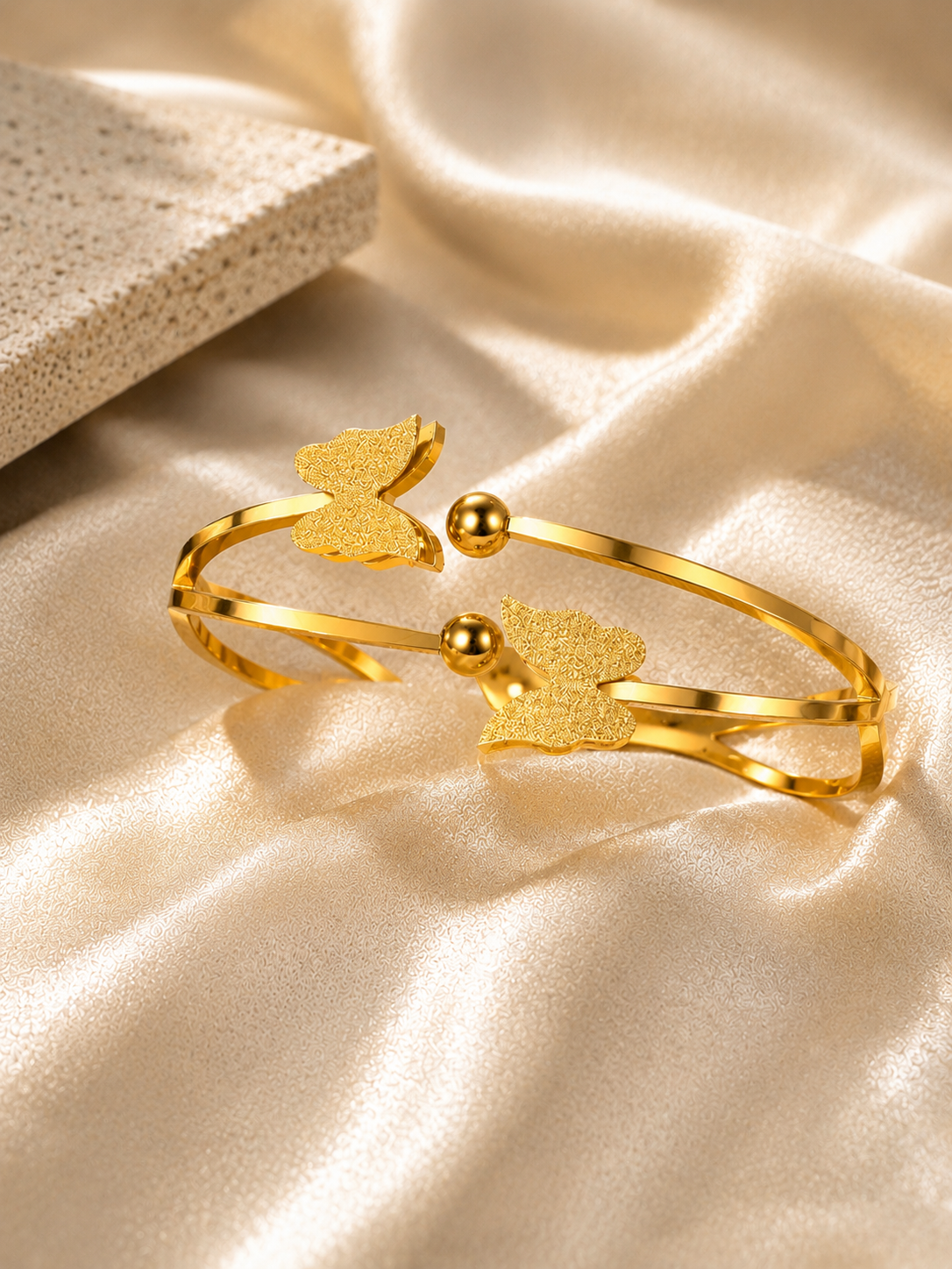 Florea Flutter Bracelet