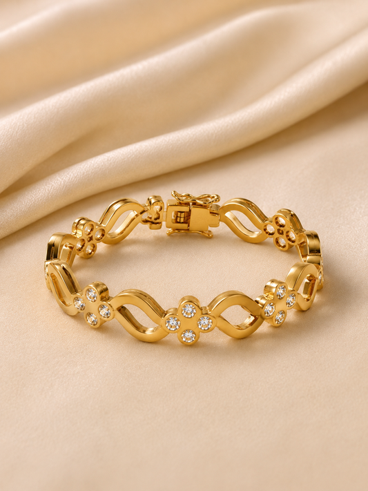 Aurielle Curve Bracelet