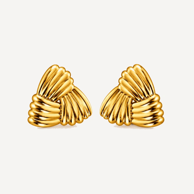 Elara Shell Stud Earrings