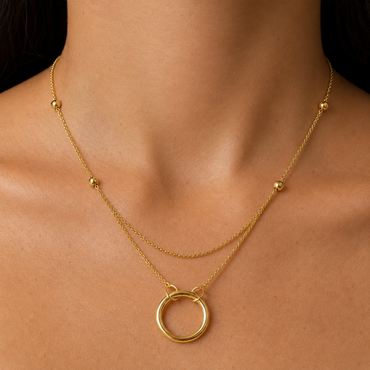 Orlisse Circle Pendant Necklace